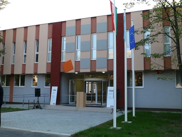 Oktatás